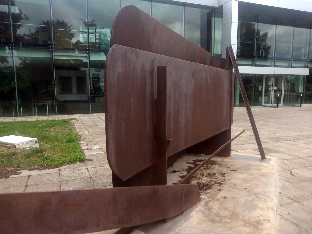 Lagoon by Sir Anthony Caro